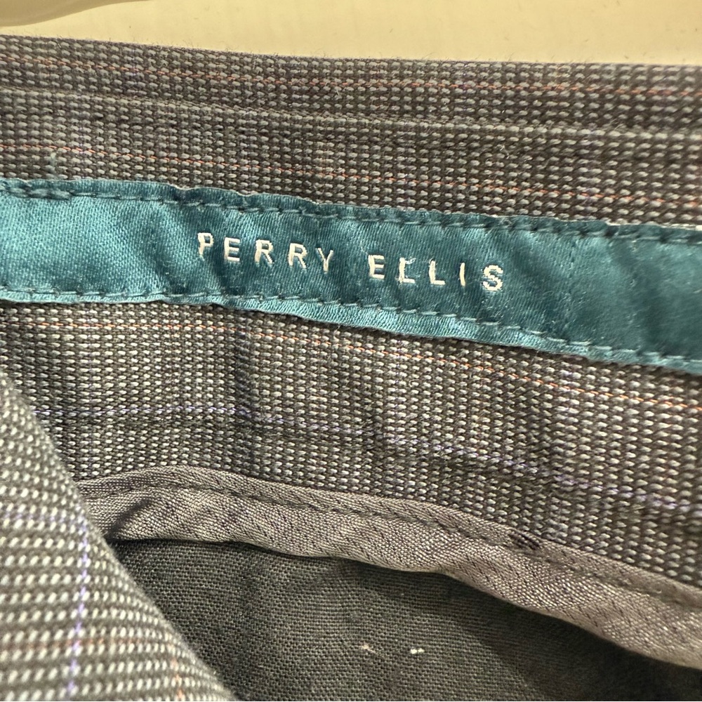 Perry Ellis Mens 30x30 Plaid Print Gray Dress Pants - Picture 2 of 7